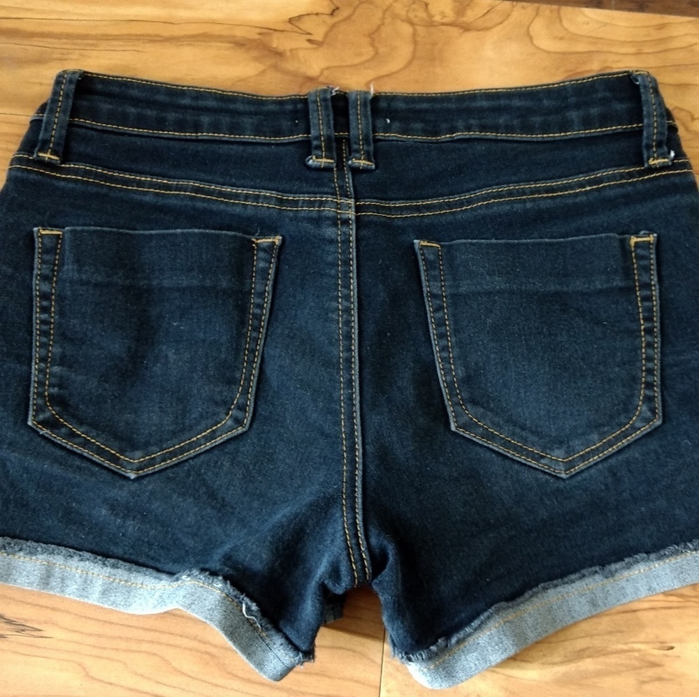 check Pello Jean Shorts Dark Wash Size Small - Picture 4 of 4